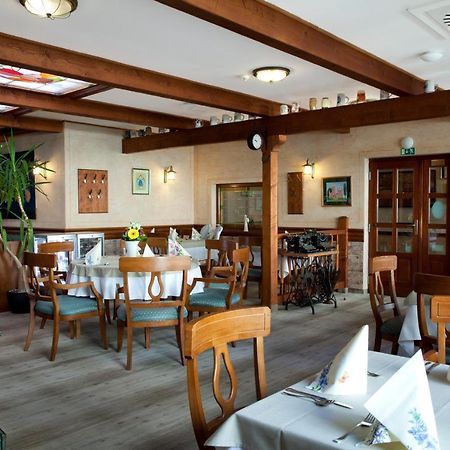 Wellness Hotel Ida Frantiskovy Lazne Ngoại thất bức ảnh