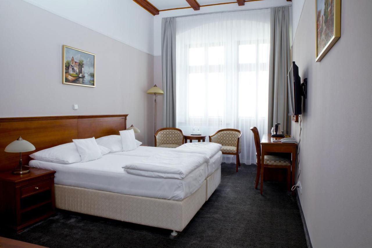 Wellness Hotel Ida Frantiskovy Lazne Ngoại thất bức ảnh