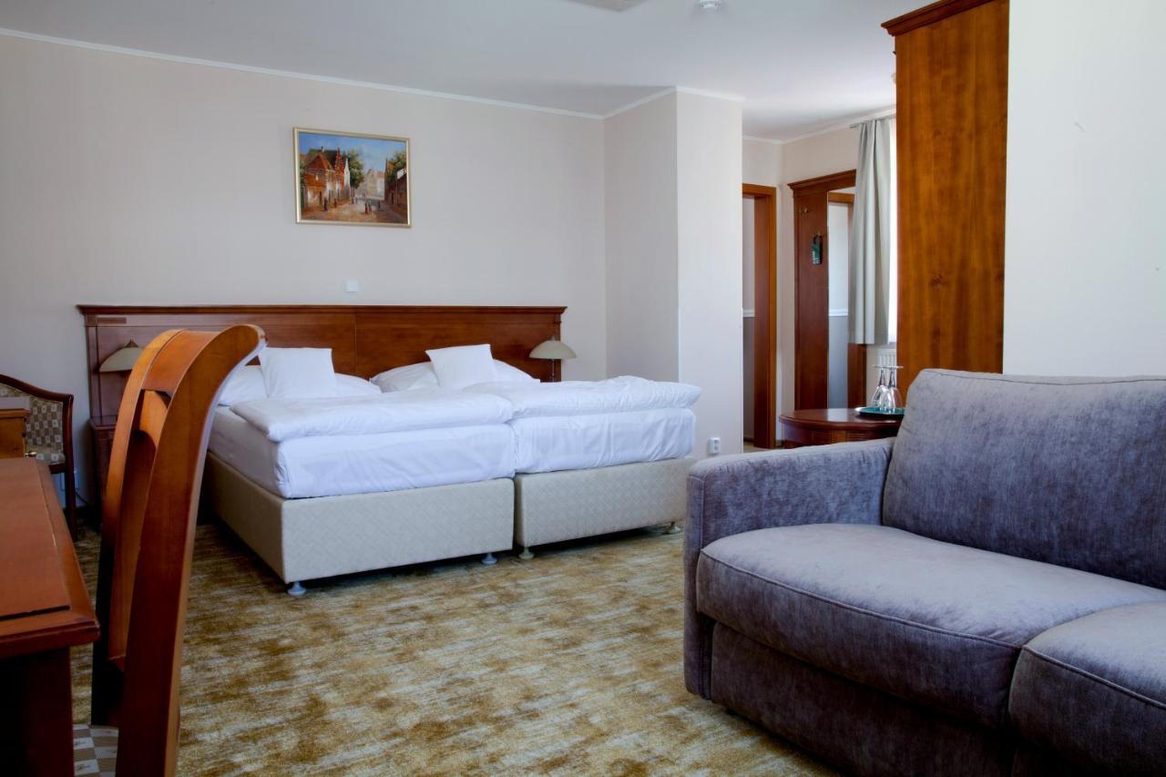 Wellness Hotel Ida Frantiskovy Lazne Ngoại thất bức ảnh