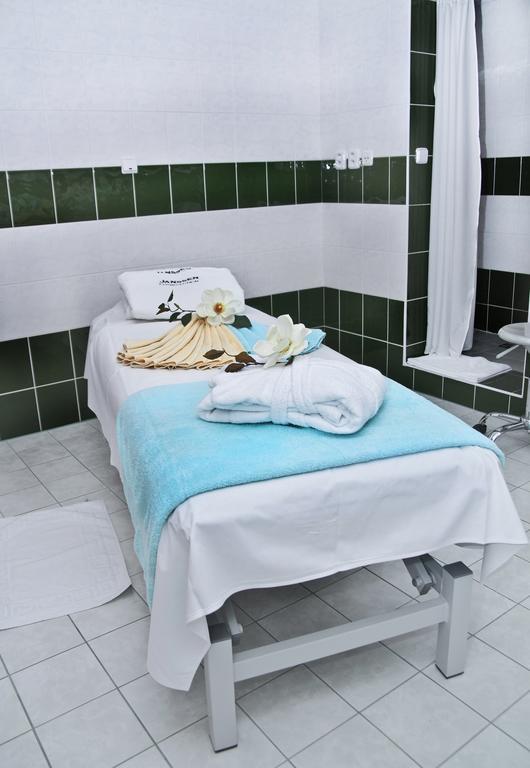 Wellness Hotel Ida Frantiskovy Lazne Ngoại thất bức ảnh